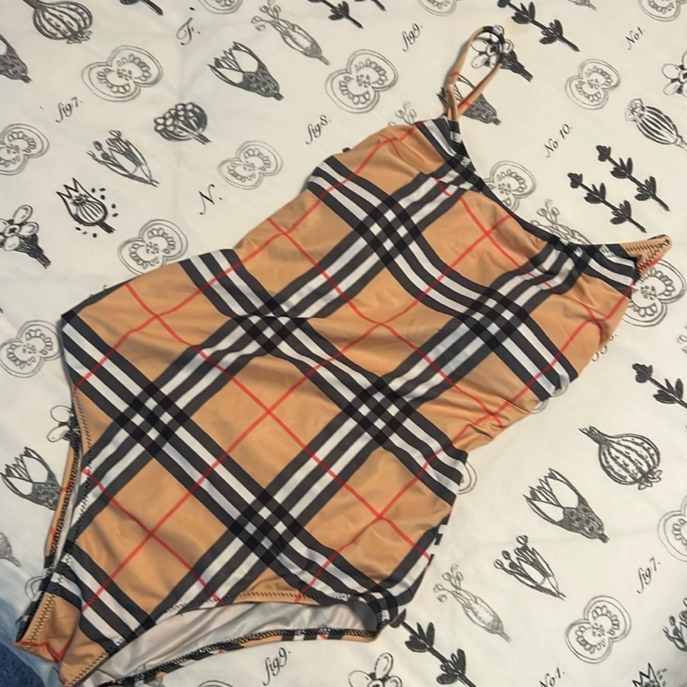 One piece swimsuit